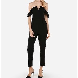Express shoulder v-wire jumpsuit